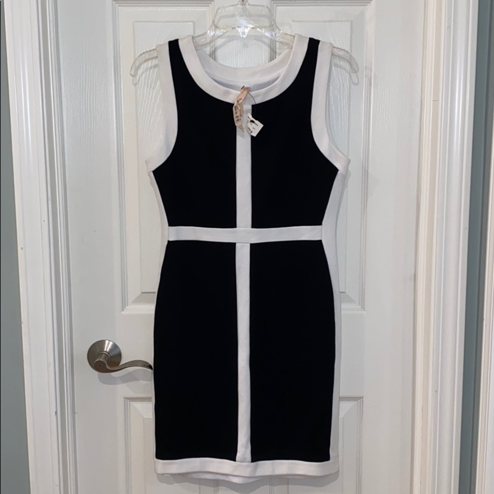 Bailey 44 NWT lined knit dress Sz S/M